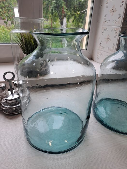 Банки антекварные продам.