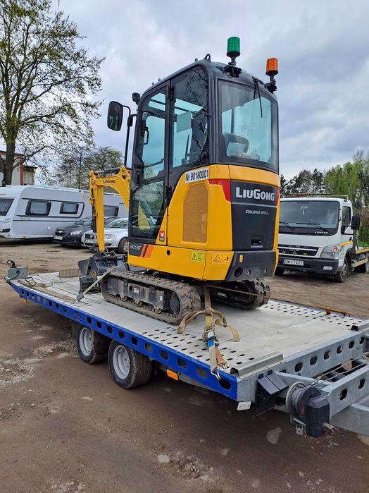 Wynajem Mini Koparki /usługi/z wiertłami/transport / Wrocław