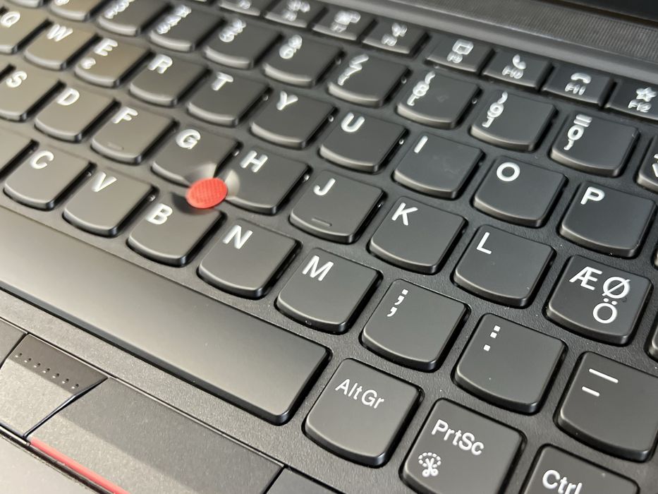 Ноутбук Lenovo ThinkPad T14 G1/Ryzen 5 4650U/16GB/SSD 256GB/14"FHD IPS