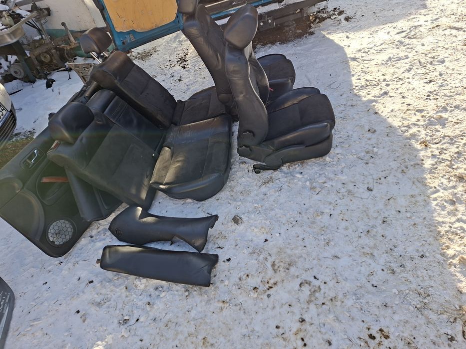 Volkswagen Passat b5 fl kombi komplet foteli pół skóra alcantara grzan