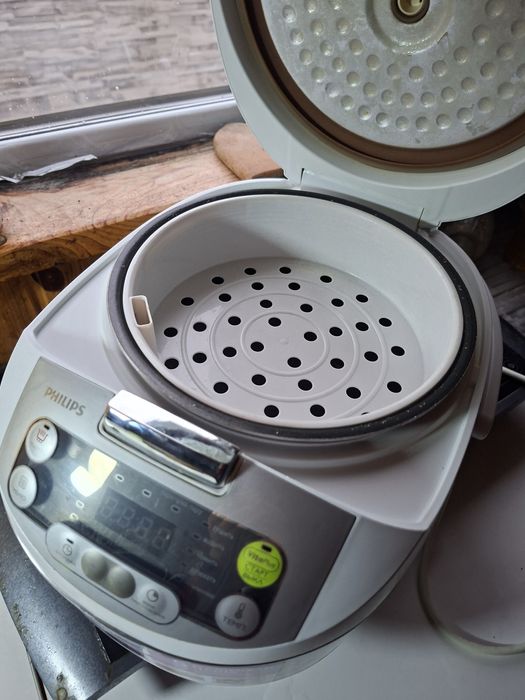 Мультиварка Philips HD3136/03 (4 л)