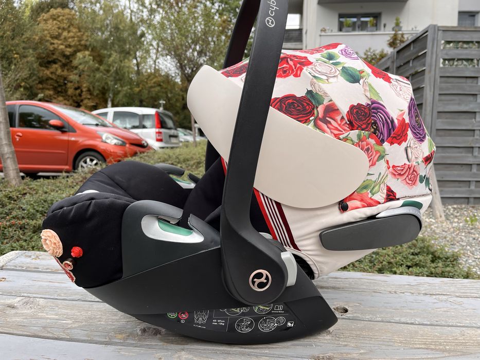 Fotelik Cybex + baza