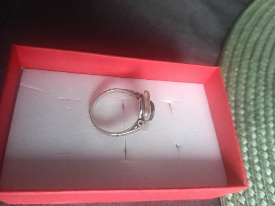 Pierścionek srebrny 925