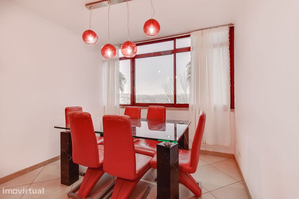 Apartamento T4 | Suíte | Arrecadação | Monte Abraão — Massamá E Monte Abraão, Lisboa