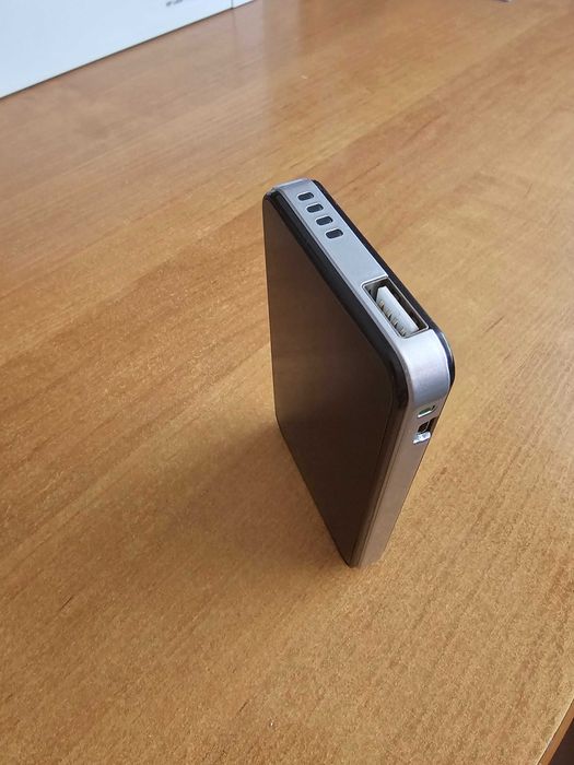 power bank ładowanie telefonu