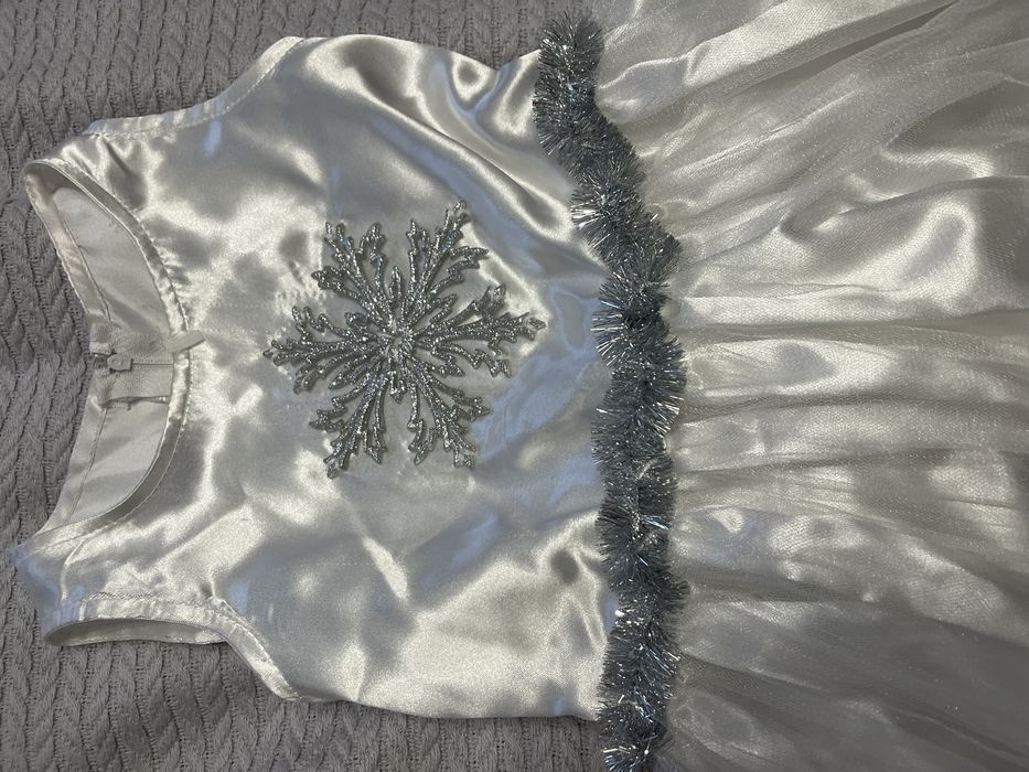 Платье  снежинка