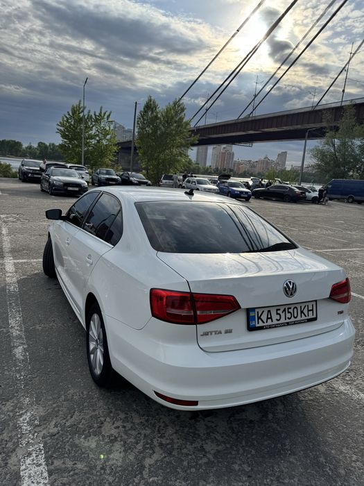 Продається Volkswagen Jetta SE 2015