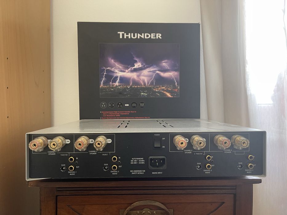 Amplificador LINN C4200