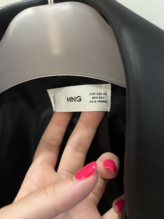 Casaco feminino da mango