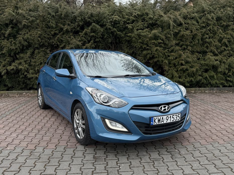 Hyundai i30 benzyna 1.4 5 drzwi pelny serwis bezwypadek super stan