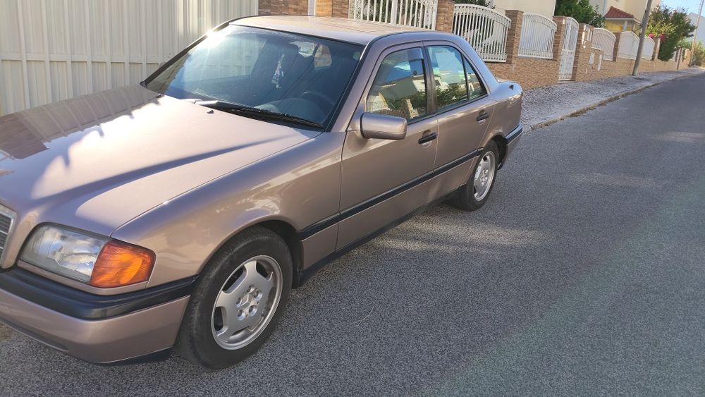 Vendo Mercedes c200 em bom estado
