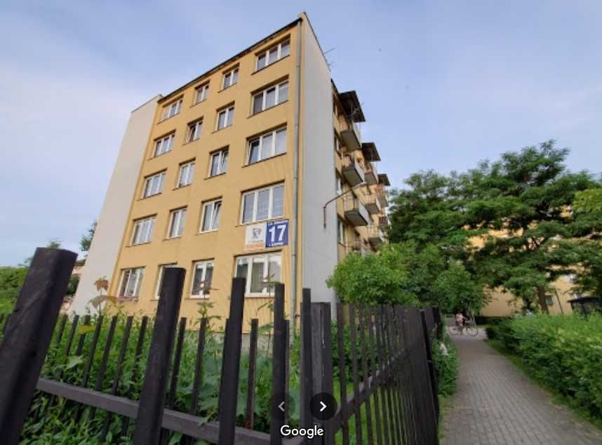 Ciche 3 pok. mieszkanie 45m2 + piwnica + m.parkingowe, ul. Kwiatowa 17