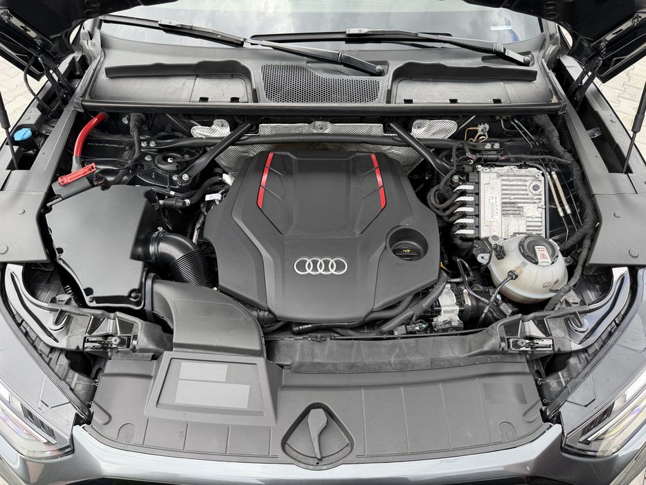 Продам Audi SQ5 2024