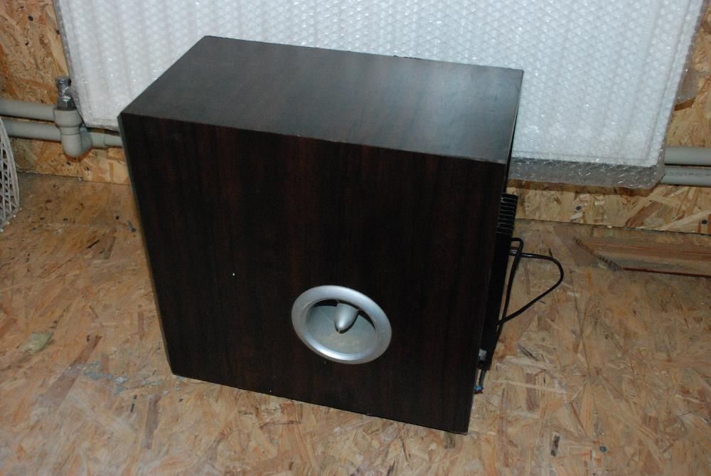 Музыкальный  домашний кинотеатр 5+1 активный суббас soni или обмен