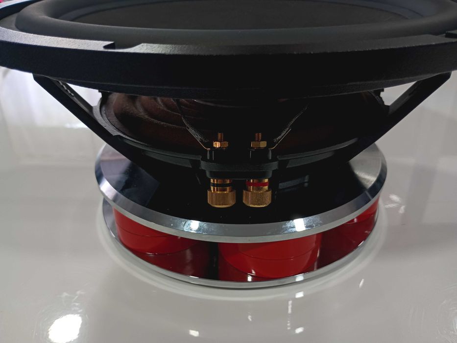 subwoofer FOCAL 33 VX (novo)