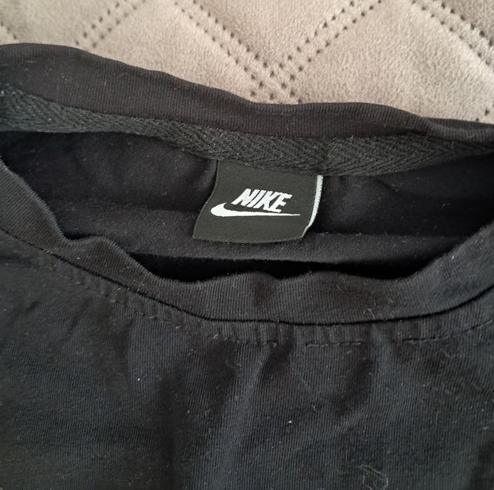 Чорна майка Nike розміру S
