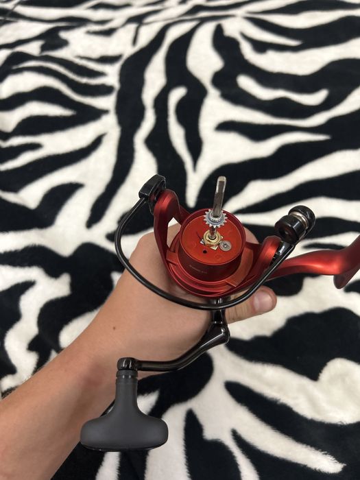 Котушка flagman red fire 3000. з намоткою Шнур Flagman Destroyer PE X-8 Multicolor 200м #1-0.165мм