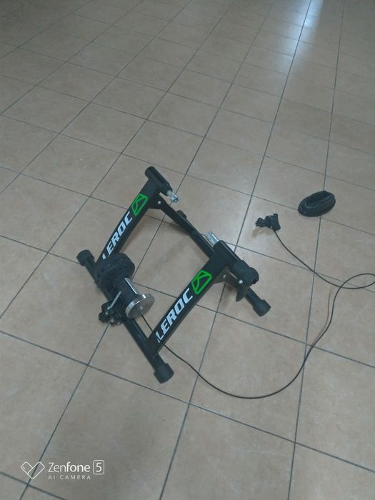 Suporte universal de bicicleta estática