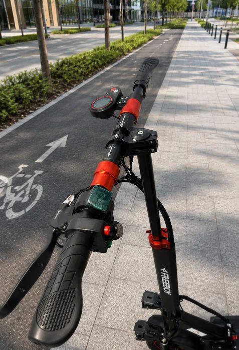 FREEboy J01 800W trotinete NOVA!!