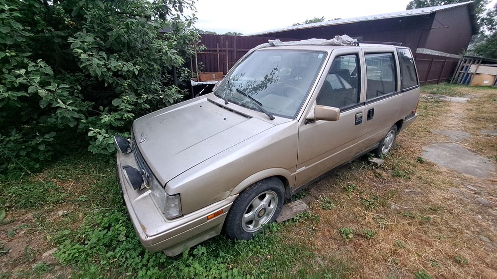 Продам nissan prairie