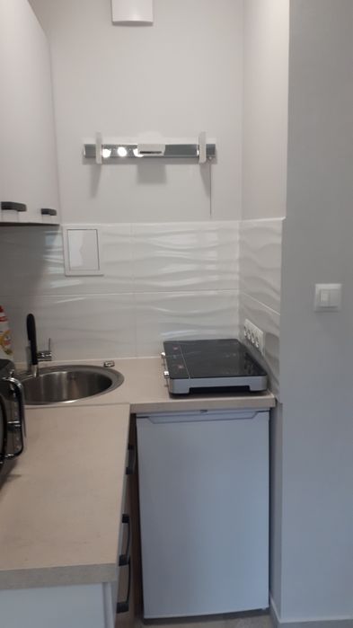 Sprzedam umeblowaną kawalerkę w Jeleniej Górze
