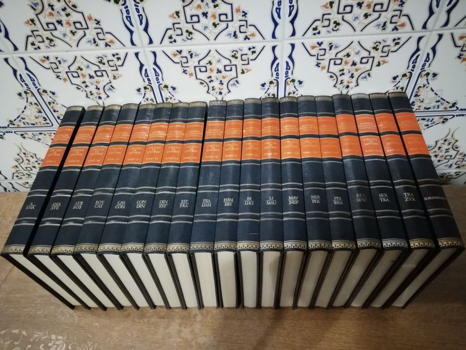 Espectacular Moderna Enciclopédia Universal