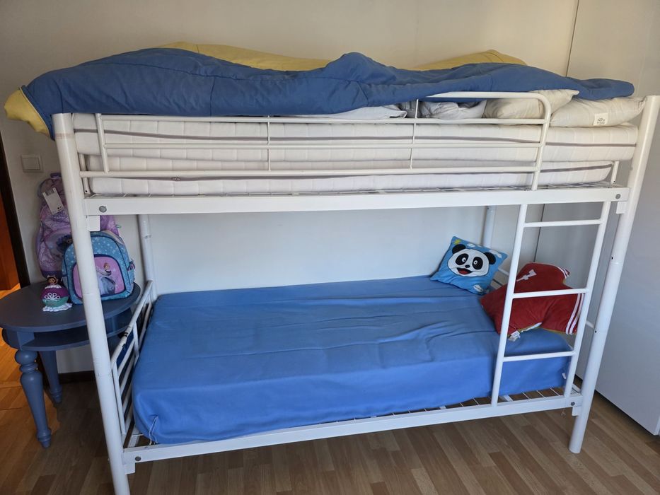 Cama boliche de ferro