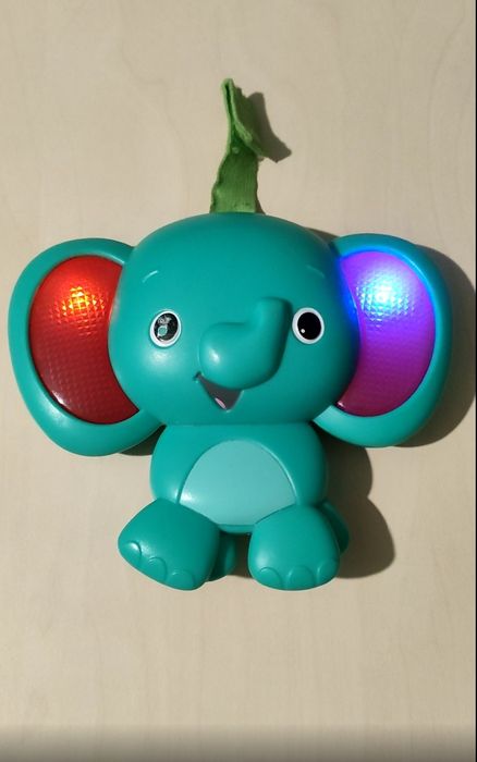 Слоник Fisher price