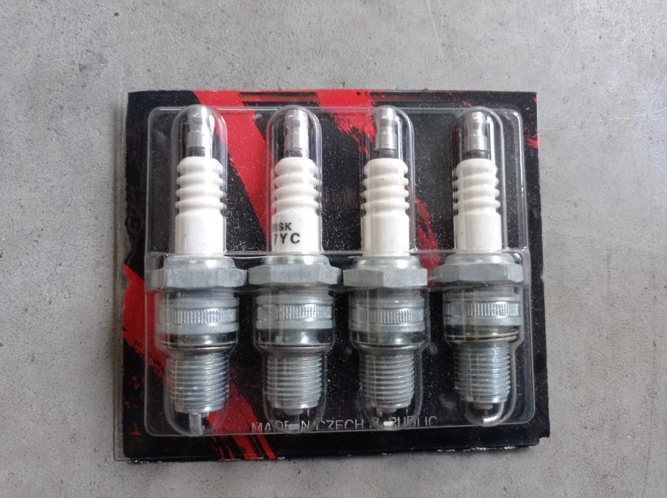 CONJUNTO DE 4 VELAS - BRISK L17YC