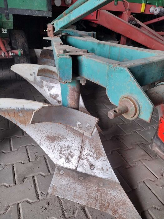 Sprzedam pługi  3+1