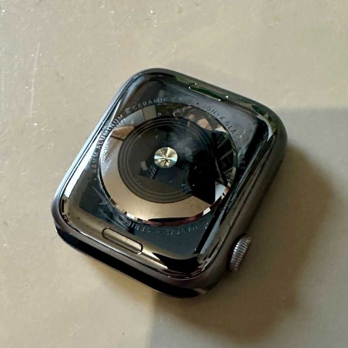 Apple Watch Series 5 Nike, 44mm, Space Grey, czarny, sprawny, paski