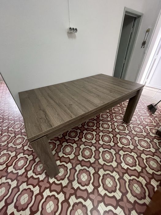 Mesa Extensivel Arezzo + Vitrine