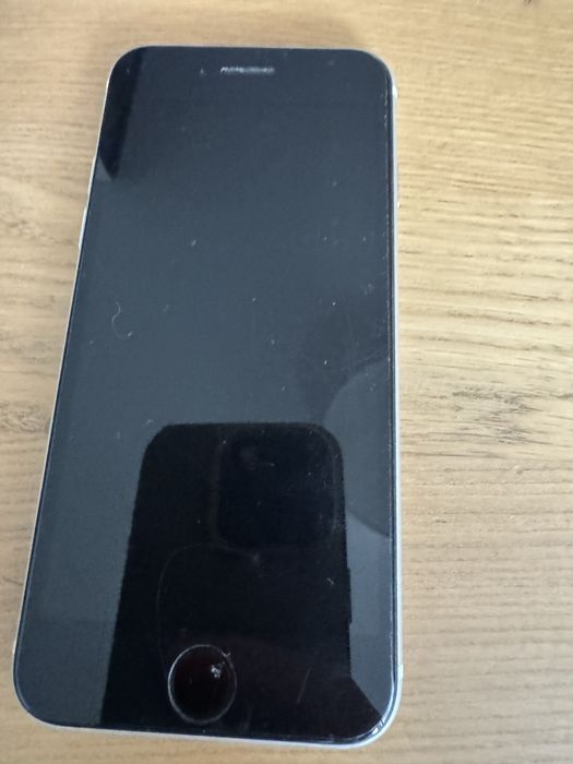 Iphone SE bialy, 128gb