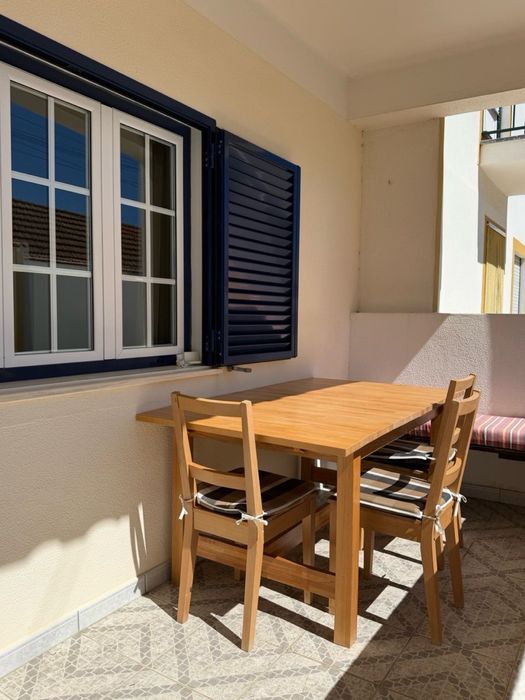 Mesa de jantar extensível + 6 cadeiras, madeira maciça