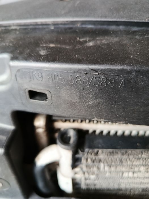 Панель радіаторів (телевізор)vw golf 6, Jetta 6