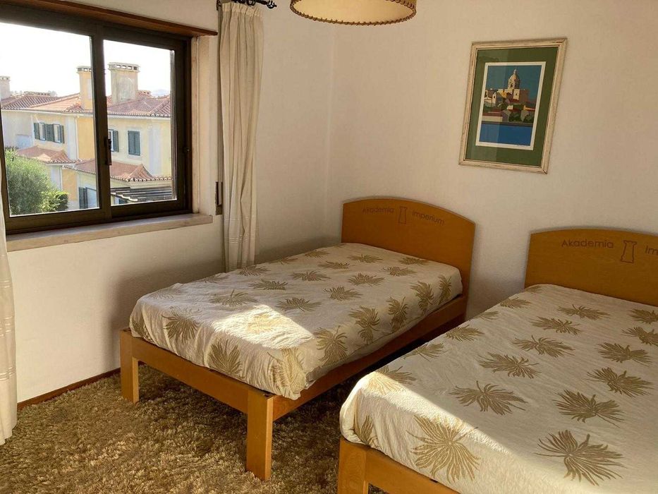 Arrenda-se Quarto em Bicesse