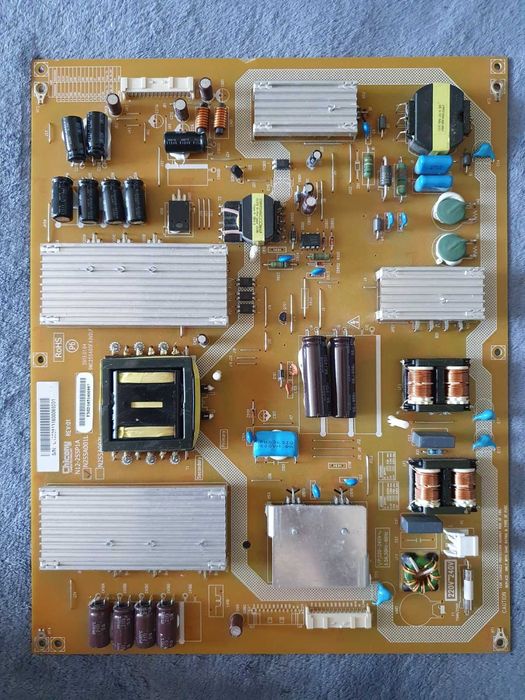 Плата телевизора. Є різні в описі!