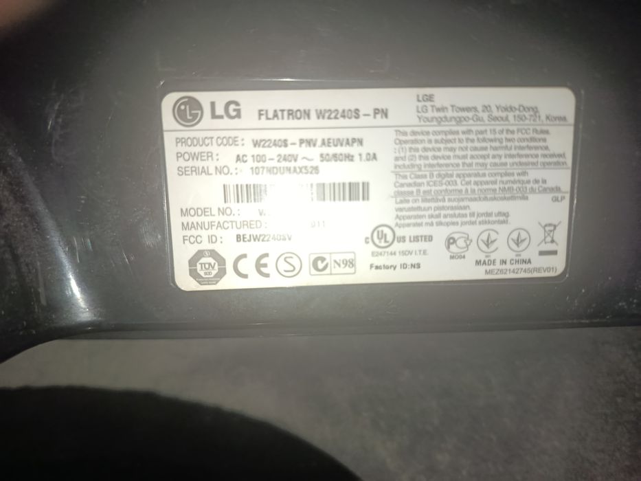 Monitor LG Flatron 22 cale