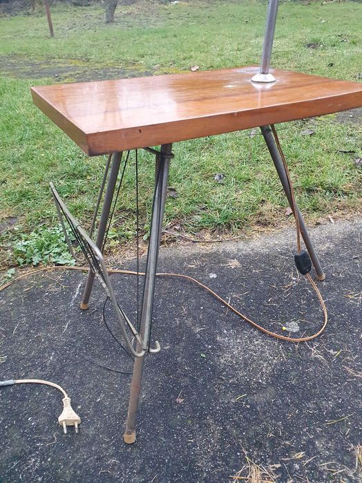 Lampa nocna stojąca z stolikiem PRL vintage