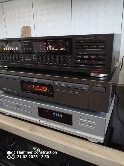 Sprzedam Super CD X4-TECH  S-1000 z oryg. pilotem.