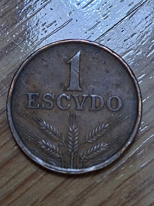 Lote 200 moedas 1$00 Republica portuguesa