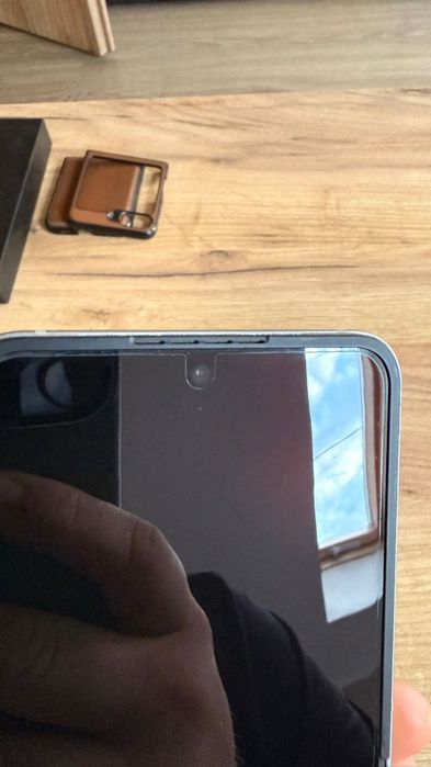 Samsung flip   6