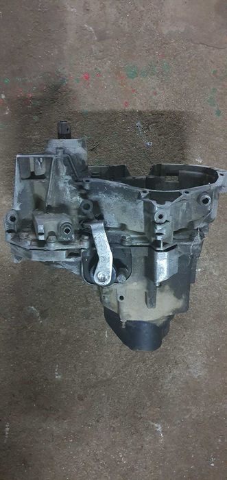 Caixa de velocidades5 velocidades Renault express 1.6 diesel