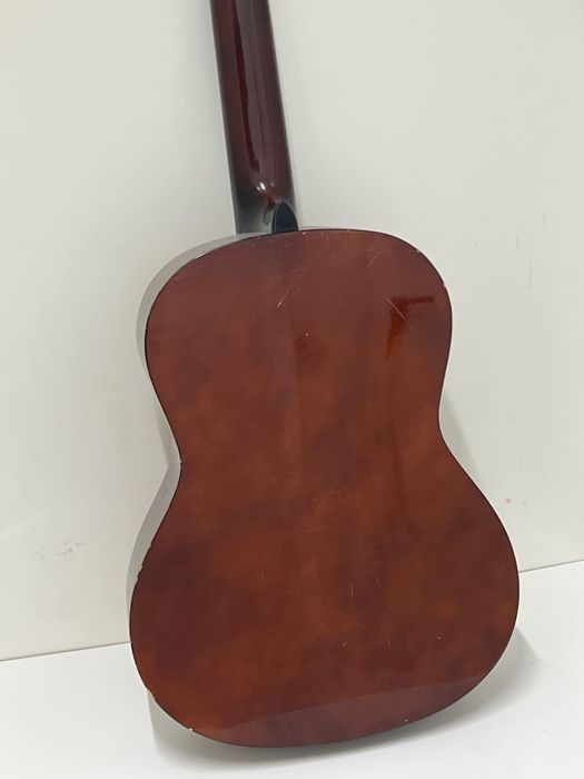 Viola em excelente estado geral – ótimo custo-benefício!