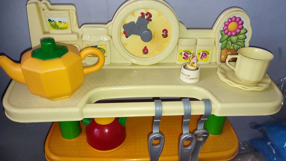 Іграшкова кухня для дівчинки