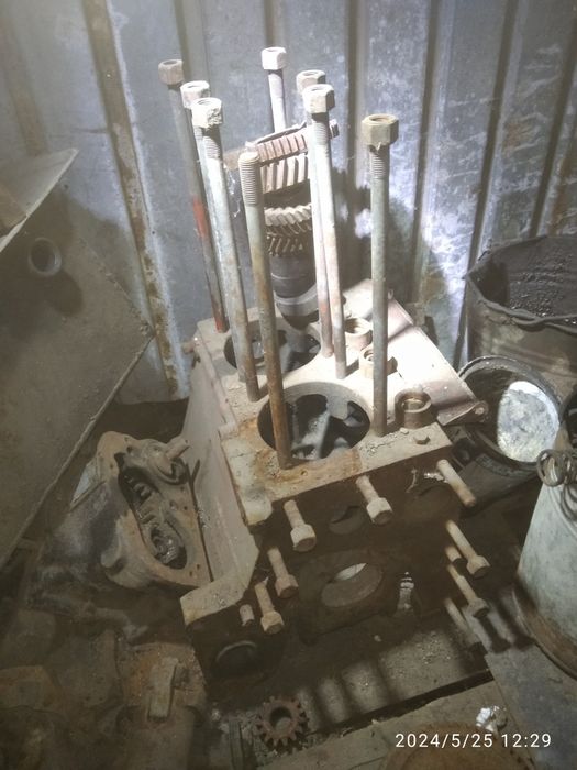 Продам блок двигателя Д-21 на Т-16 Т-25