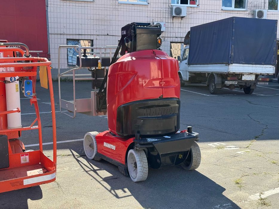 Вертикальний щогловий електричний підйомник MANITOU 100VJR 10 метрів