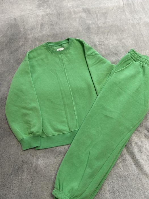 Костюм Zara для дівчинки,спортивний костюм