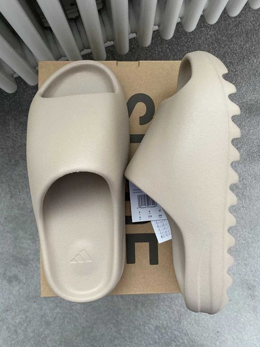 adidas Yeezy Slide 42