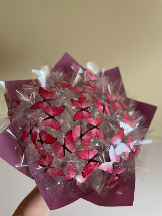 Bukiet motyli z podświetleniem